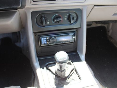 Used 1990 Ford Mustang GT RWD image 34