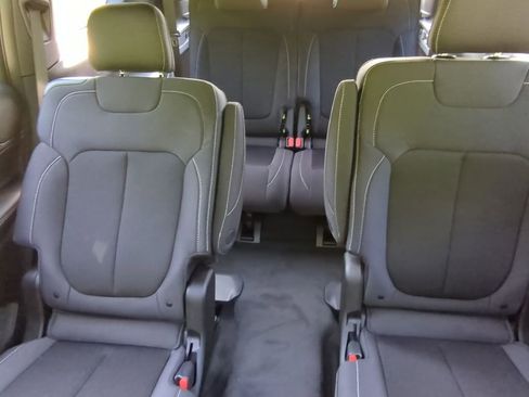 New 2025 Jeep Grand Cherokee L Laredo w/ Luxury Tech Group I image 23