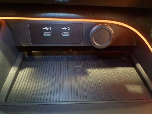 New 2026 Nissan Sentra SR w/ Floor Mat Package FWD image 17