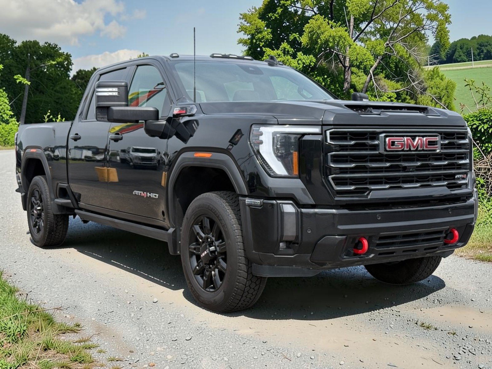 Used 2024 GMC Sierra 2500 AT4 w/ AT4 Premium Plus Package AWD/4WD image 2