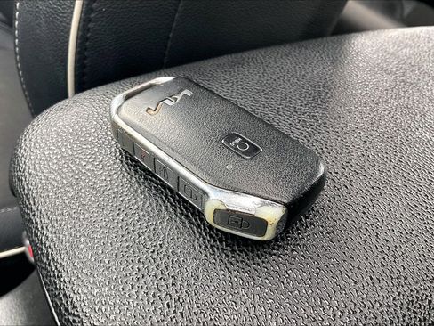 Used 2023 Kia Forte GT-Line w/ GT-Line Premium Package image 14