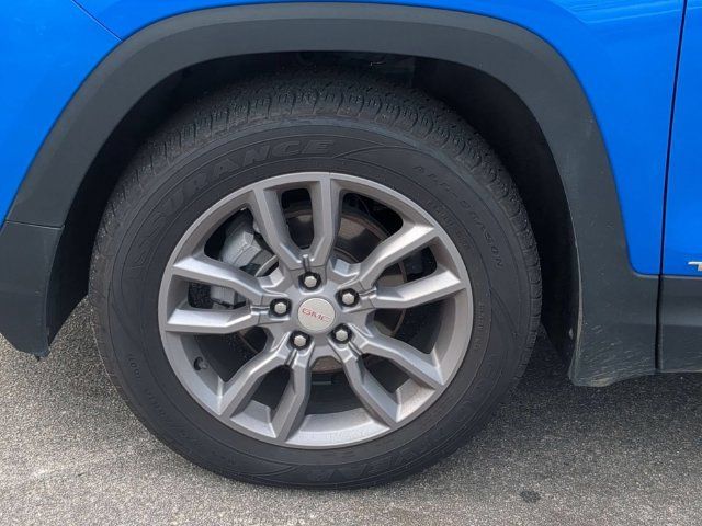 Used 2024 GMC Terrain SLT AWD/4WD image 10
