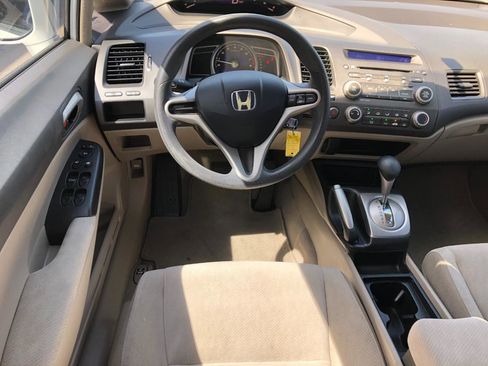 Used 2010 Honda Civic LX image 9