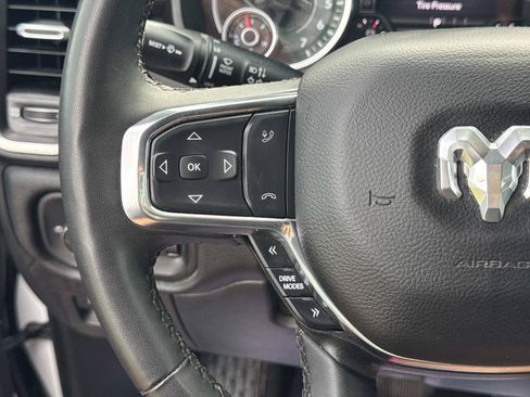 Used 2025 RAM 1500 Laramie AWD/4WD image 19