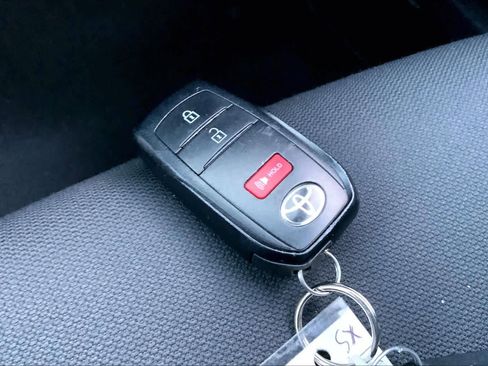 Used 2025 Toyota Corolla Cross AWD Hybrid image 13