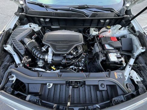 Used 2017 Cadillac XT5 Luxury w/ Driver Awareness Package image 30