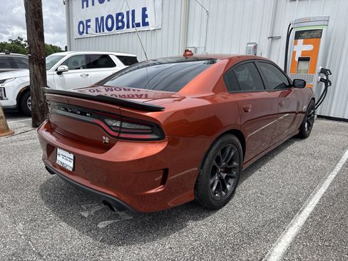 Used 2020 Dodge Charger Scat Pack w/ Dynamics Package RWD image 1