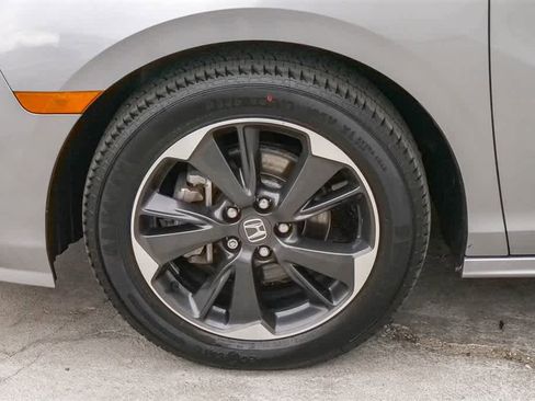 Used 2024 Honda Odyssey Elite image 5