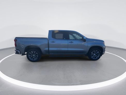 Used 2024 Chevrolet Silverado 1500 LT image 9