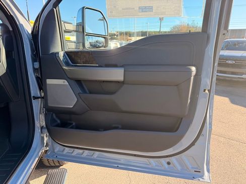 New 2026 Ford F250 Lariat w/ Lariat Premium Package image 23