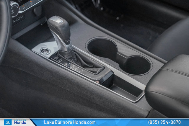 Used 2025 Nissan Altima 2.5 SV FWD image 23