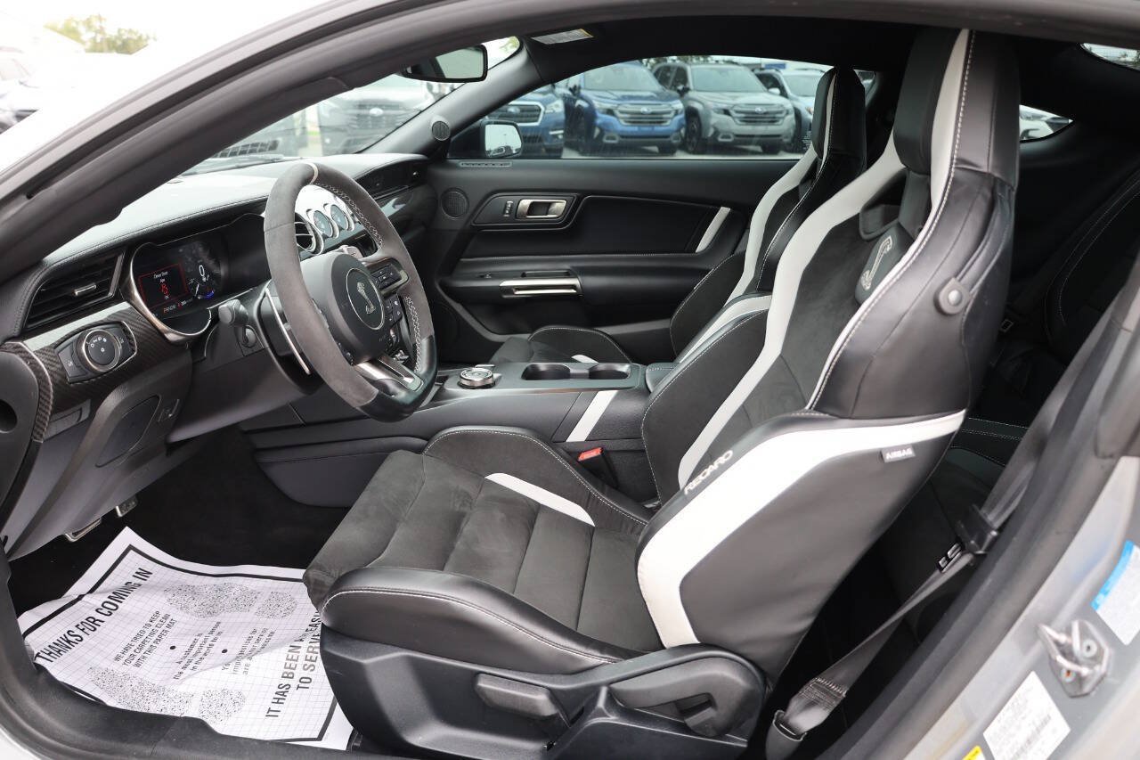 Used 2021 Ford Mustang Shelby GT500 w/ Technology Package RWD image 14