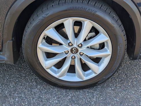 Used 2019 INFINITI QX50 Essential w/ Proassist Package image 10