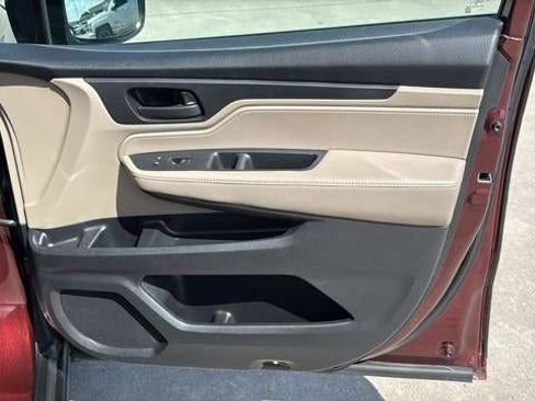 Used 2018 Honda Odyssey EX-L image 35