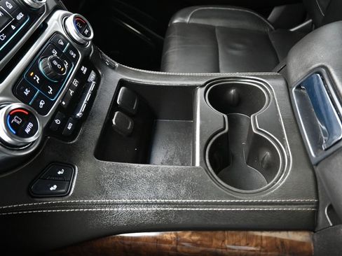 Used 2020 Chevrolet Tahoe LT image 24