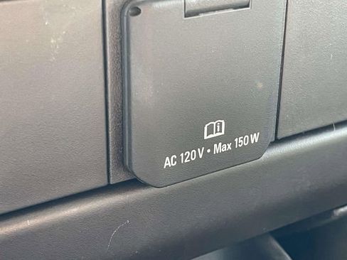 Used 2022 Chevrolet Express 2500 w/ Driver Convenience Package image 21