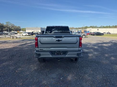 Used 2025 Chevrolet Silverado 2500 High Country w/ High Country Premium Package image 4