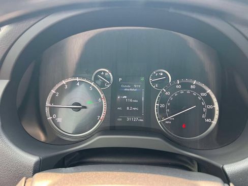 Certified 2023 Lexus GX 460 Premium w/ Premium Package AWD/4WD image 27