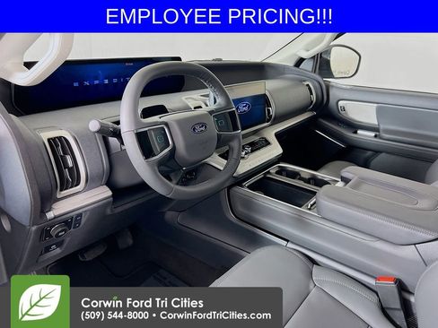New 2026 Ford Expedition Max Active AWD/4WD image 3