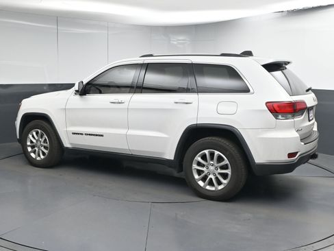 Used 2021 Jeep Grand Cherokee Laredo image 6