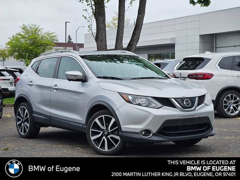 Used 2019 Nissan Rogue Sport SL AWD/4WD image 1