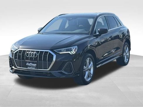 Certified 2023 Audi Q3 2.0T Premium Plus w/ Premium Plus Package AWD/4WD image 3