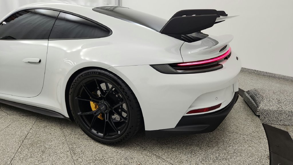 Used 2022 Porsche 911 GT3 RWD image 19