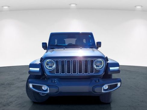 New 2026 Jeep Wrangler Unlimited Sahara AWD/4WD image 4