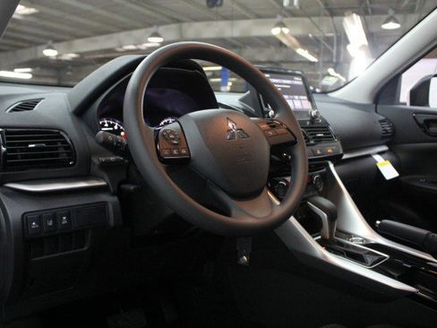 New 2026 Mitsubishi Eclipse Cross ES image 5