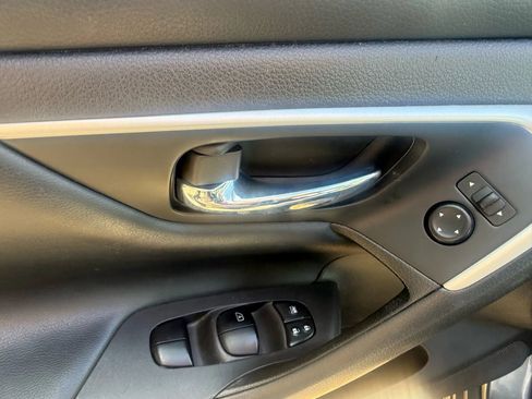 Used 2018 Nissan Altima 2.5 S w/ S Convenience Package image 8