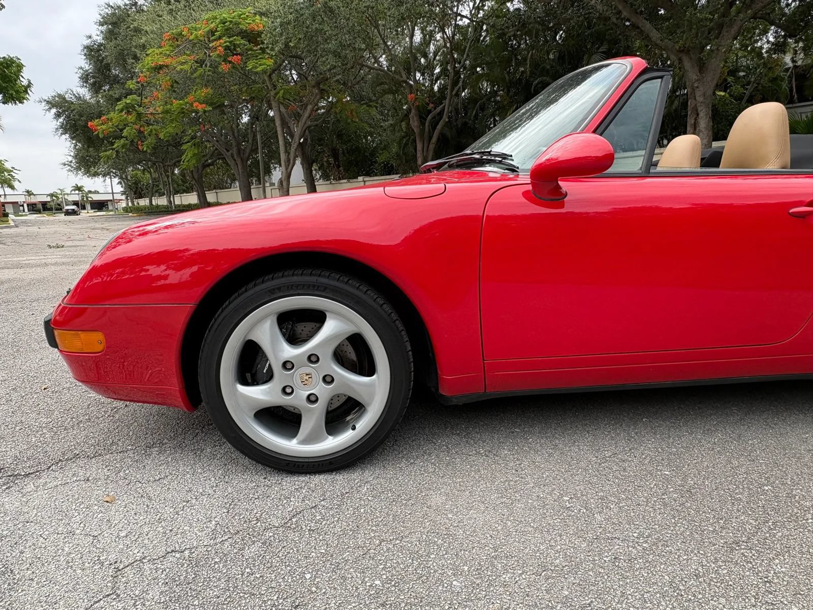 Used 1998 Porsche 911 Cabriolet image 19