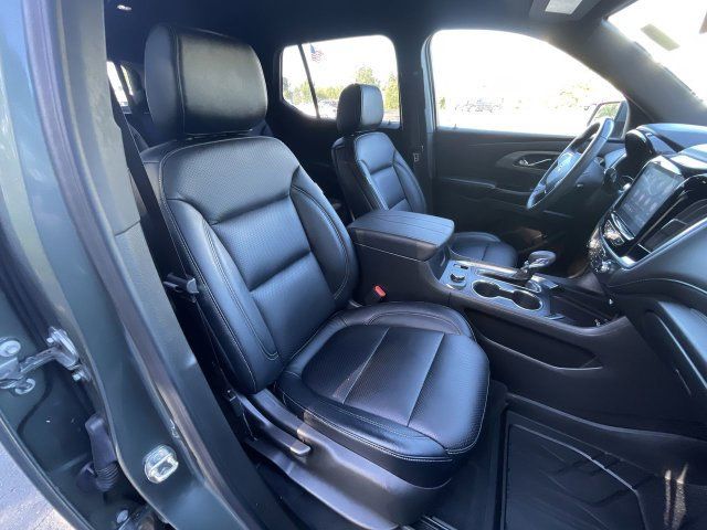 Used 2023 Chevrolet Traverse LT w/ Midnight/Sport Edition AWD/4WD image 27