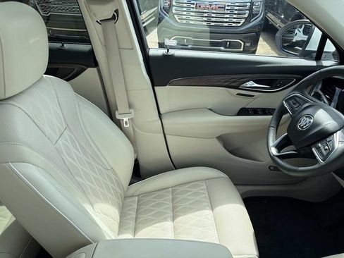 Used 2023 Buick Envision Avenir FWD image 14