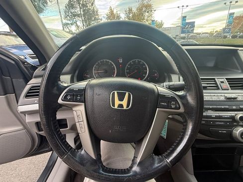 Used 2010 Honda Accord EX-L image 12