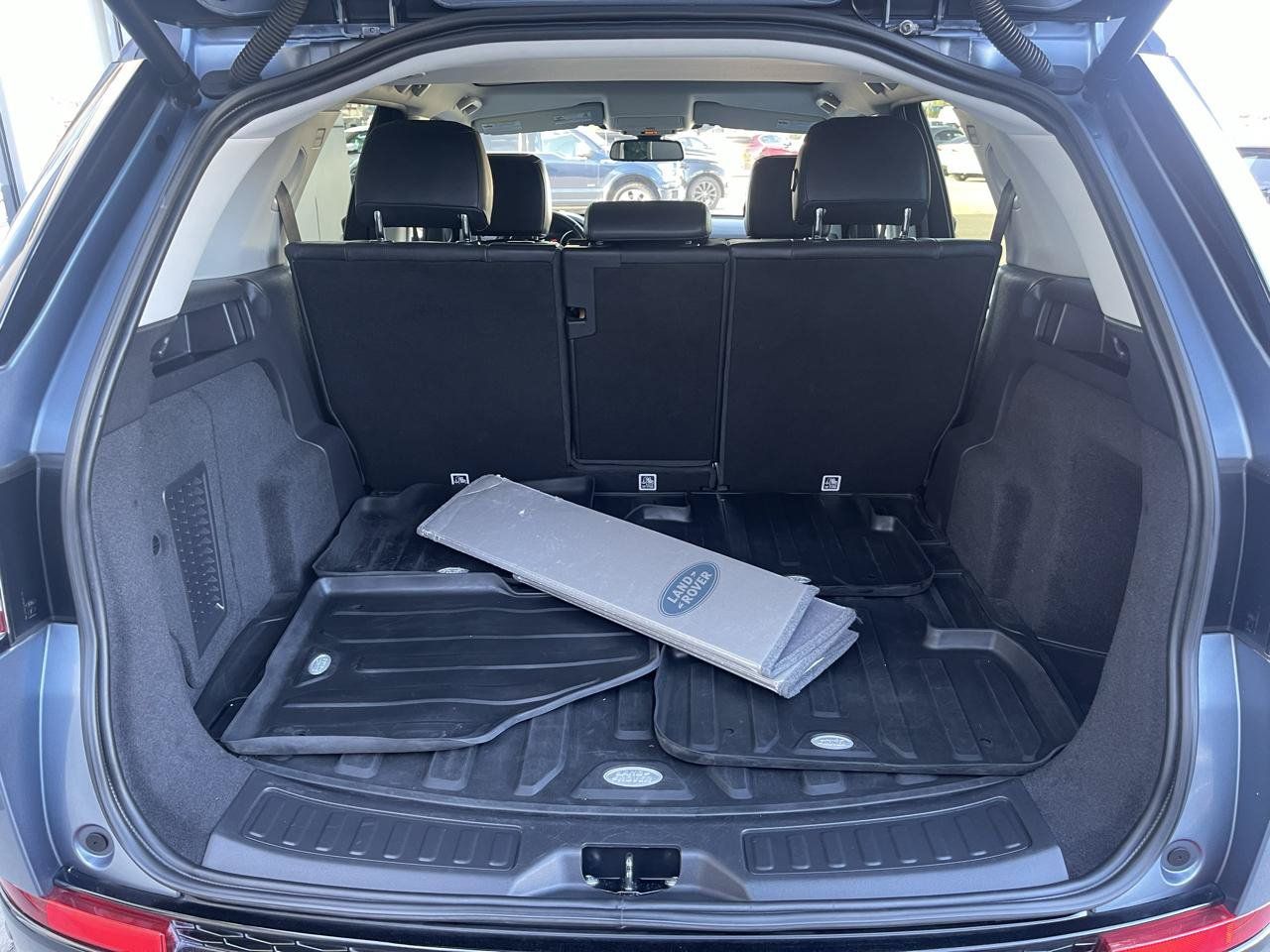 Used 2019 Land Rover Discovery Sport HSE Dynamic AWD/4WD image 15