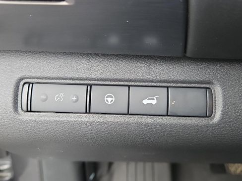 Used 2024 Nissan Pathfinder SL w/ SL Premium Package AWD/4WD image 25