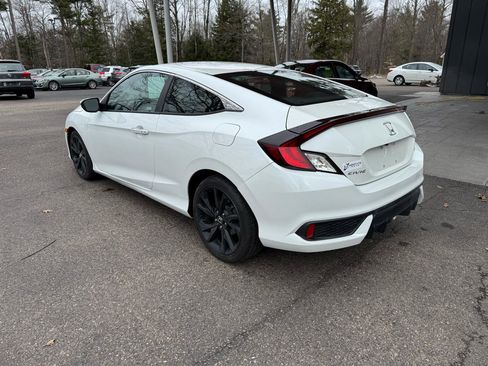 Used 2019 Honda Civic Sport image 3