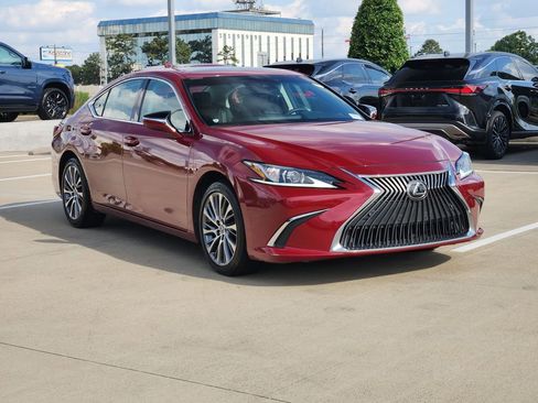 Used 2019 Lexus ES 350 w/ Premium Package FWD image 3