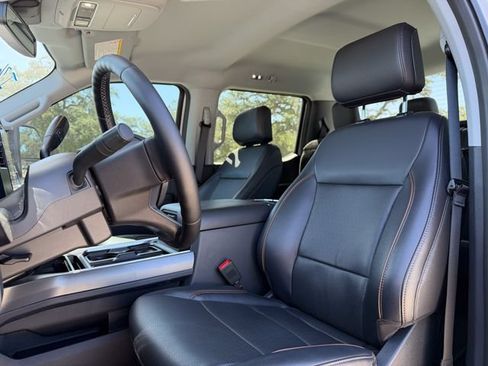 Used 2025 Ford F250 Lariat AWD/4WD image 8