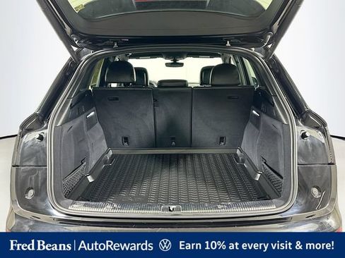 Used 2023 Audi SQ5 Prestige w/ Prestige Package AWD/4WD image 34
