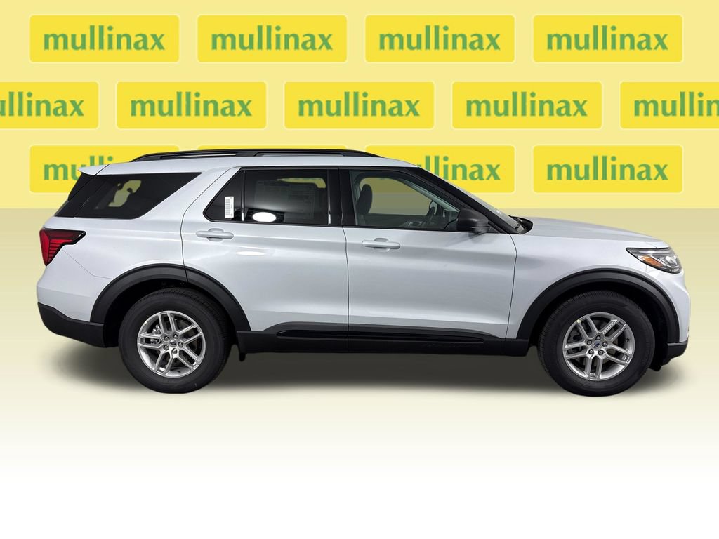 New 2026 Ford Explorer Active w/ Active Comfort Package RWD image 2