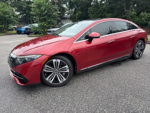 Used 2022 Mercedes-Benz EQS 450+ Sedan image 3