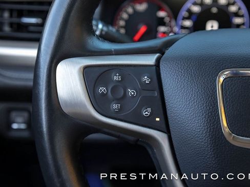 Used 2022 GMC Acadia Denali w/ Denali Ultimate Package image 26