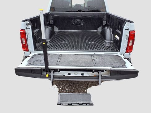 Used 2022 Ford F150 XLT w/ Equipment Group 302A High AWD/4WD image 31