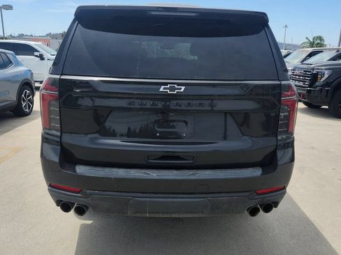 Used 2025 Chevrolet Suburban Z71 AWD/4WD image 5