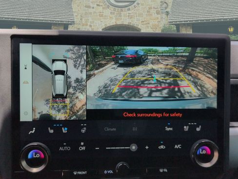 Certified 2025 Lexus GX 550 AWD/4WD image 12