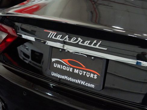 Used 2014 Maserati GranTurismo Sport RWD image 9