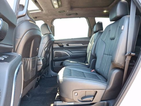 Certified 2024 Kia Telluride SX Prestige X-Line AWD/4WD image 10