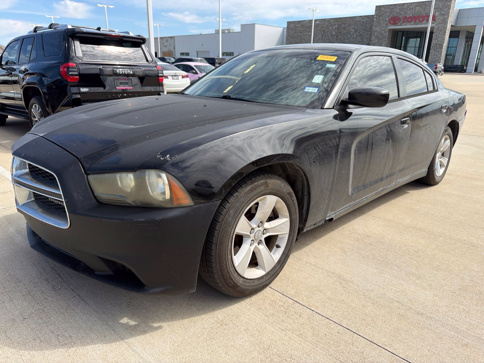 Used 2014 Dodge Charger SE RWD image 7