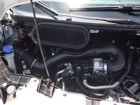 Used 2024 Ford Transit 350 XLT RWD image 15